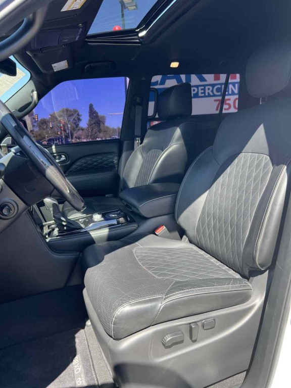 2021 INFINITI QX80 Image 24