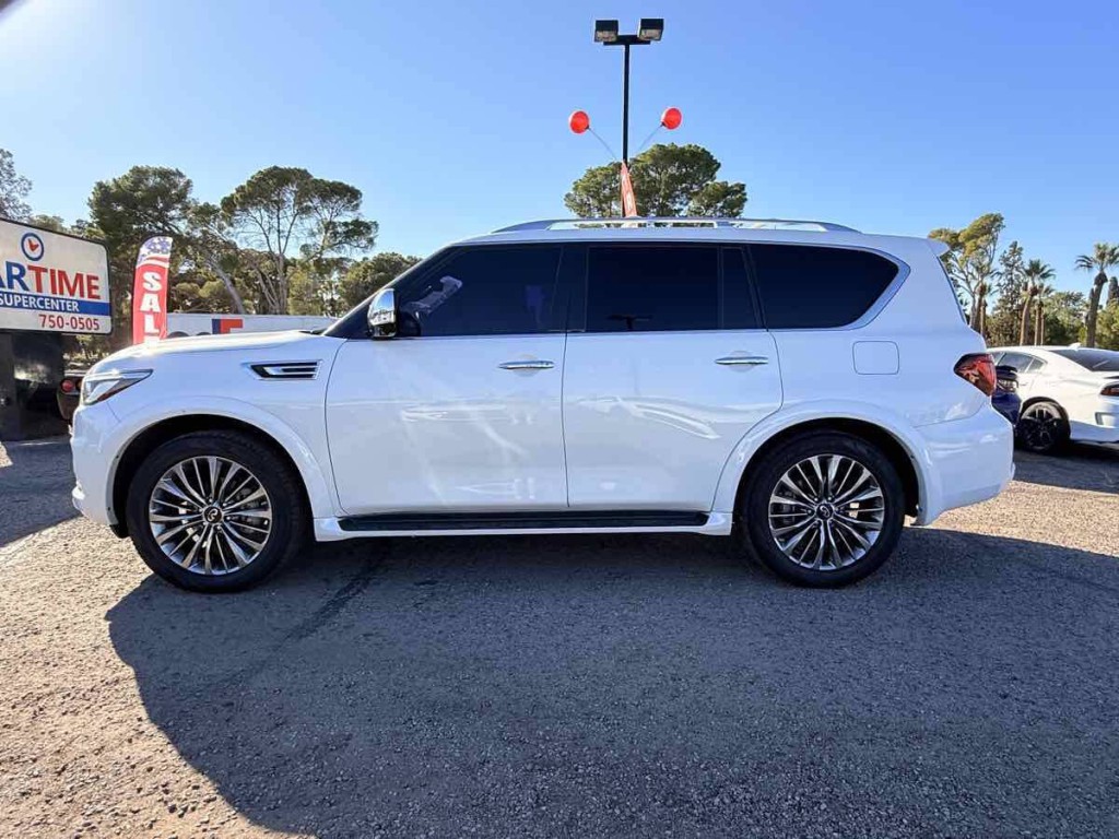 2021 INFINITI QX80 Image 12