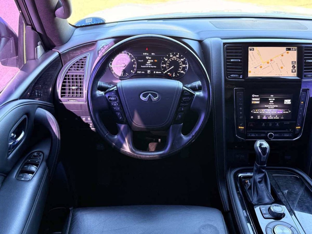 2021 INFINITI QX80 Image 16