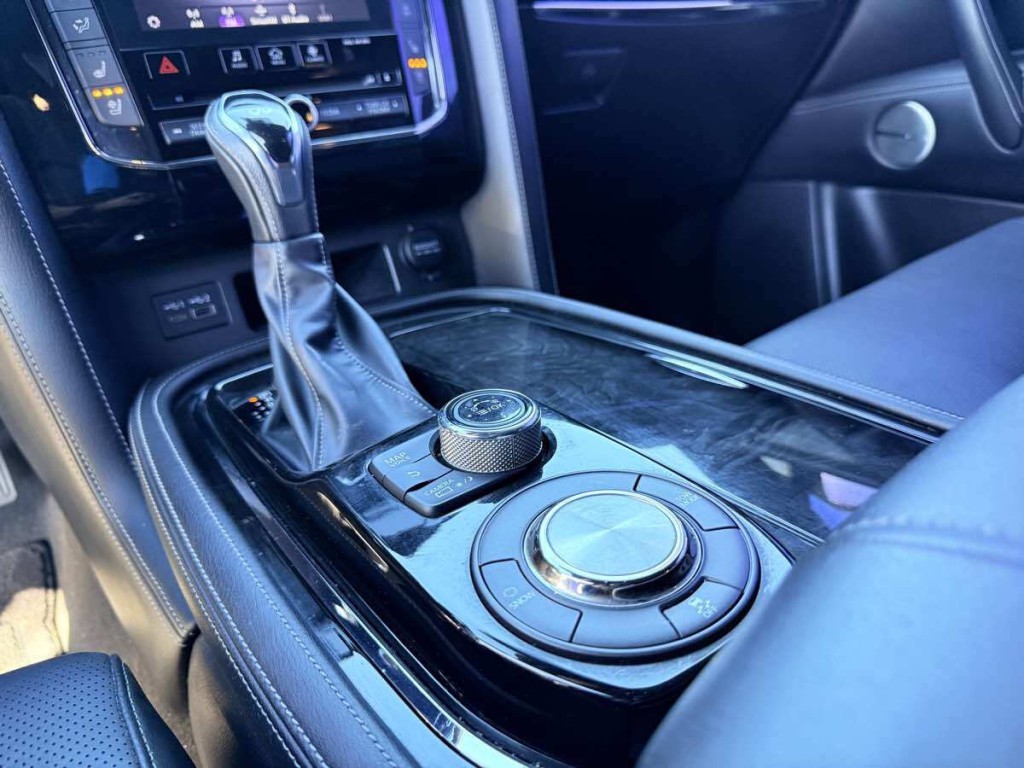 2021 INFINITI QX80 Image 19