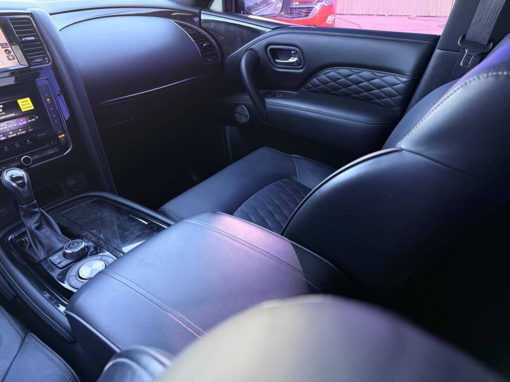 2021 INFINITI QX80 Image 23