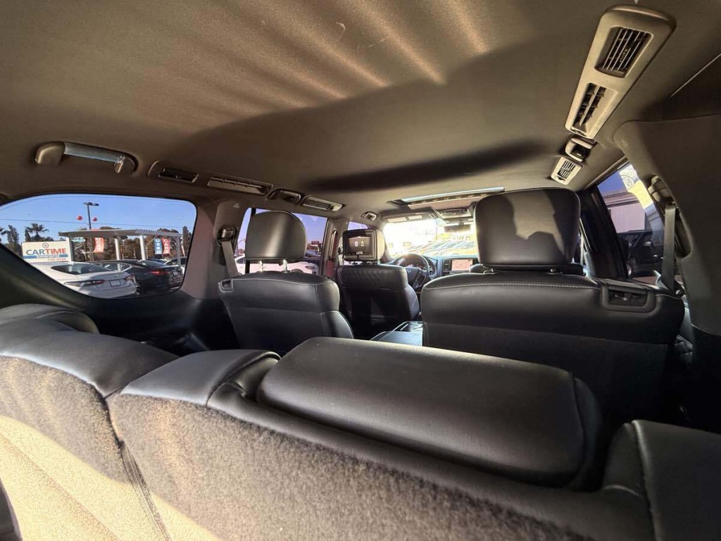 2021 INFINITI QX80 Image 25