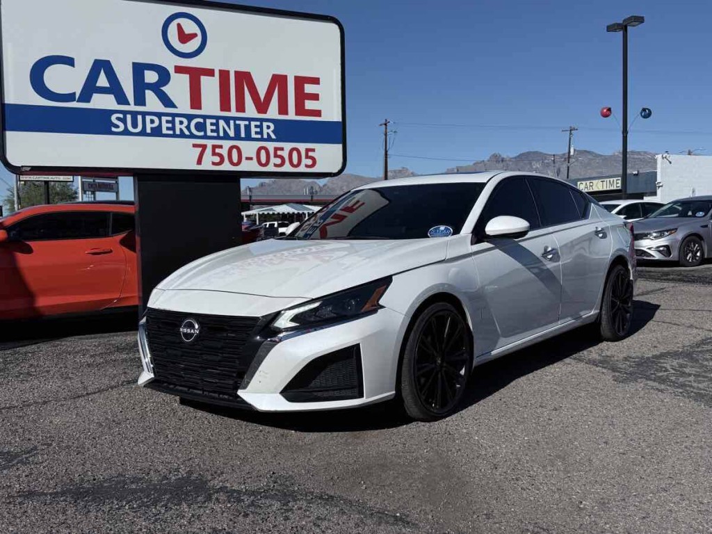 2023 Nissan Altima Image 1