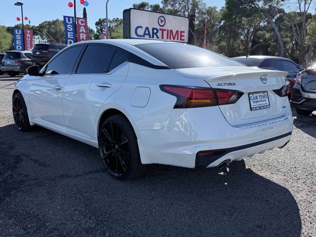 2023 Nissan Altima Image 7
