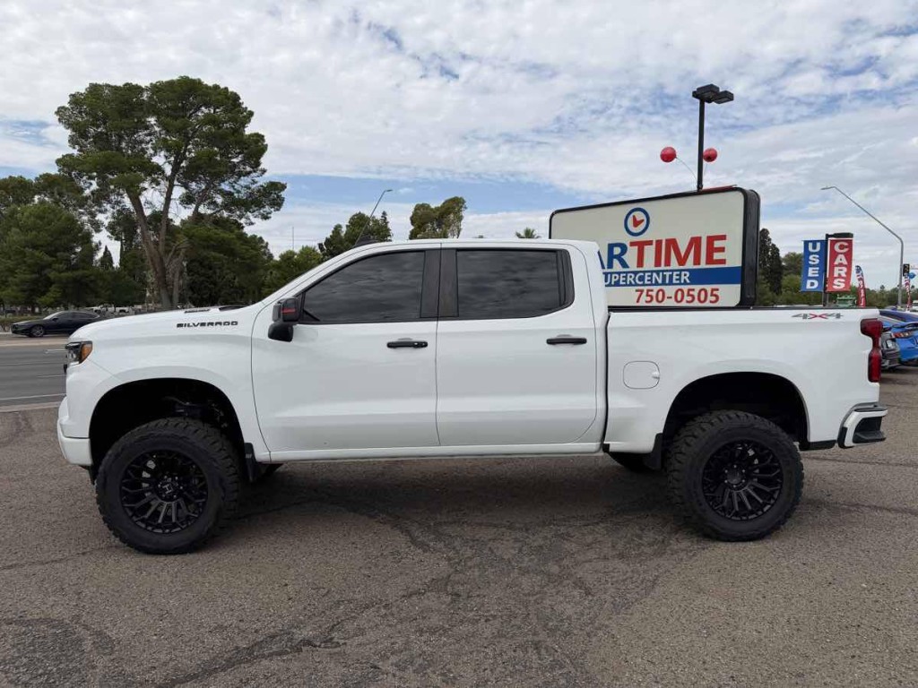 2023 Chevrolet Silverado 1500 Image 12