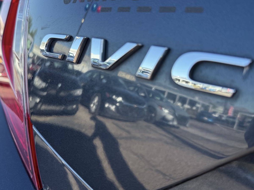 2018 Honda Civic Image 12