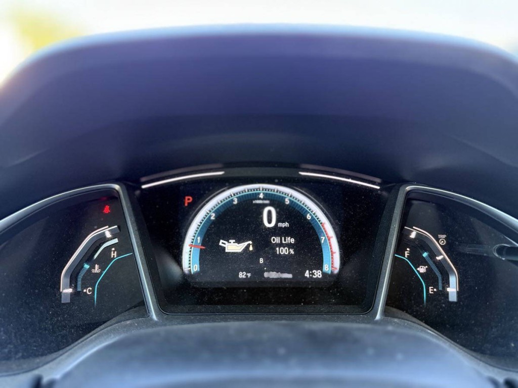 2018 Honda Civic Image 18