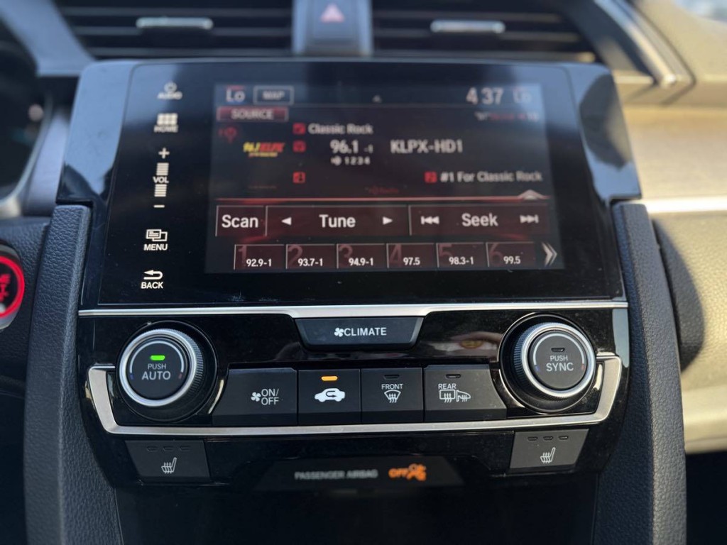 2018 Honda Civic Image 19