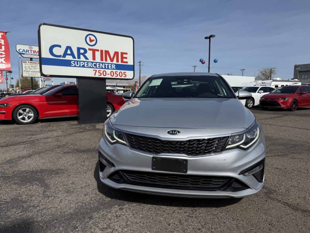 2020 Kia Optima Image 2