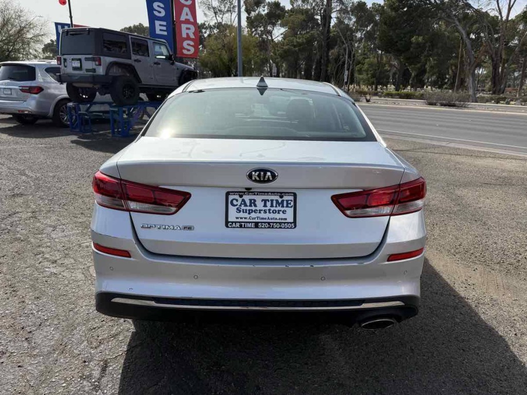 2020 Kia Optima Image 6