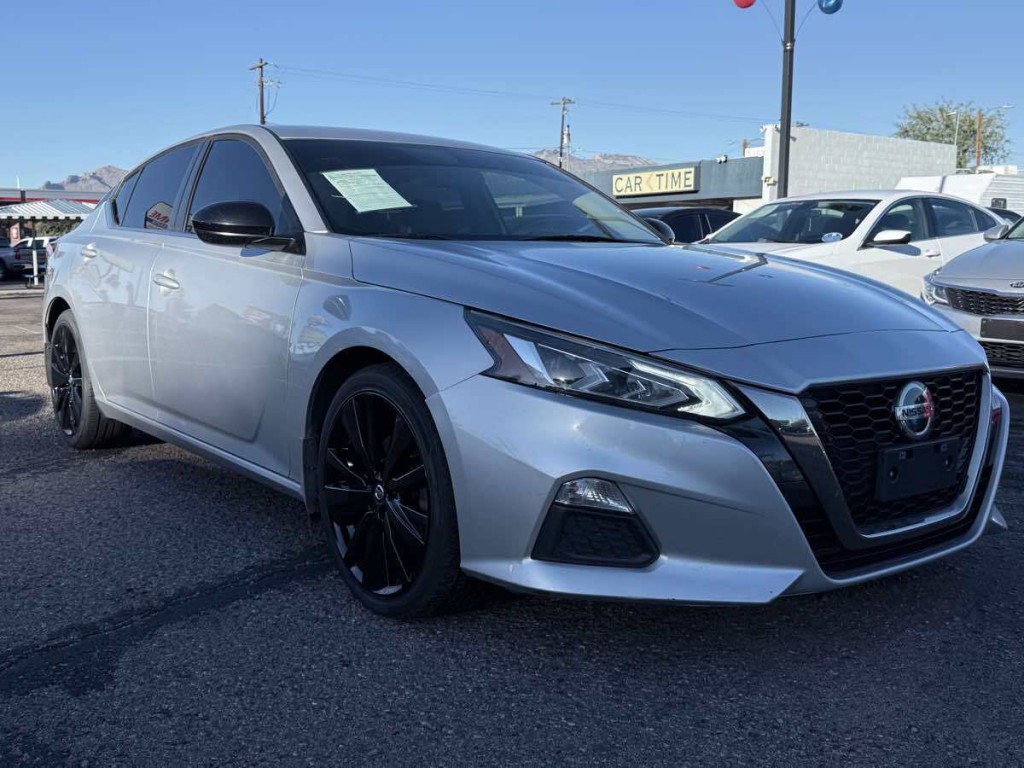2019 Nissan Altima Image 2