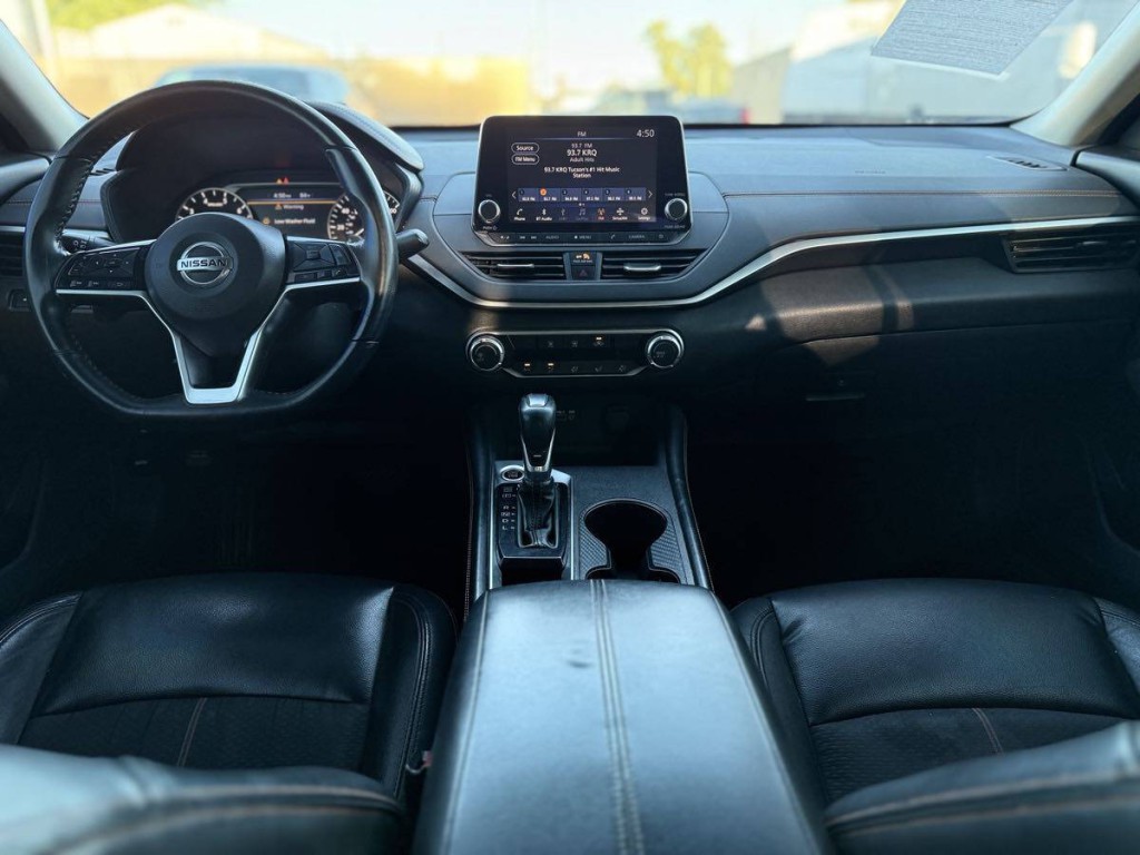 2019 Nissan Altima Image 14