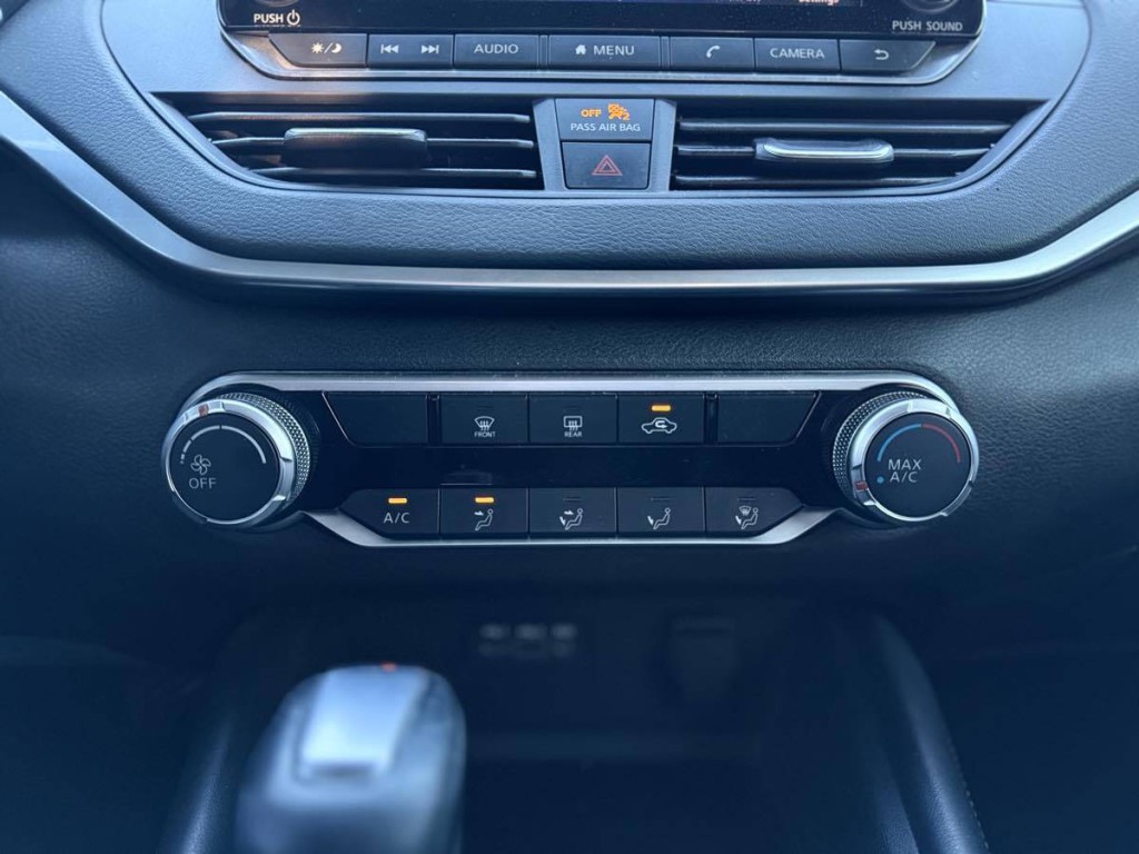 2019 Nissan Altima Image 24