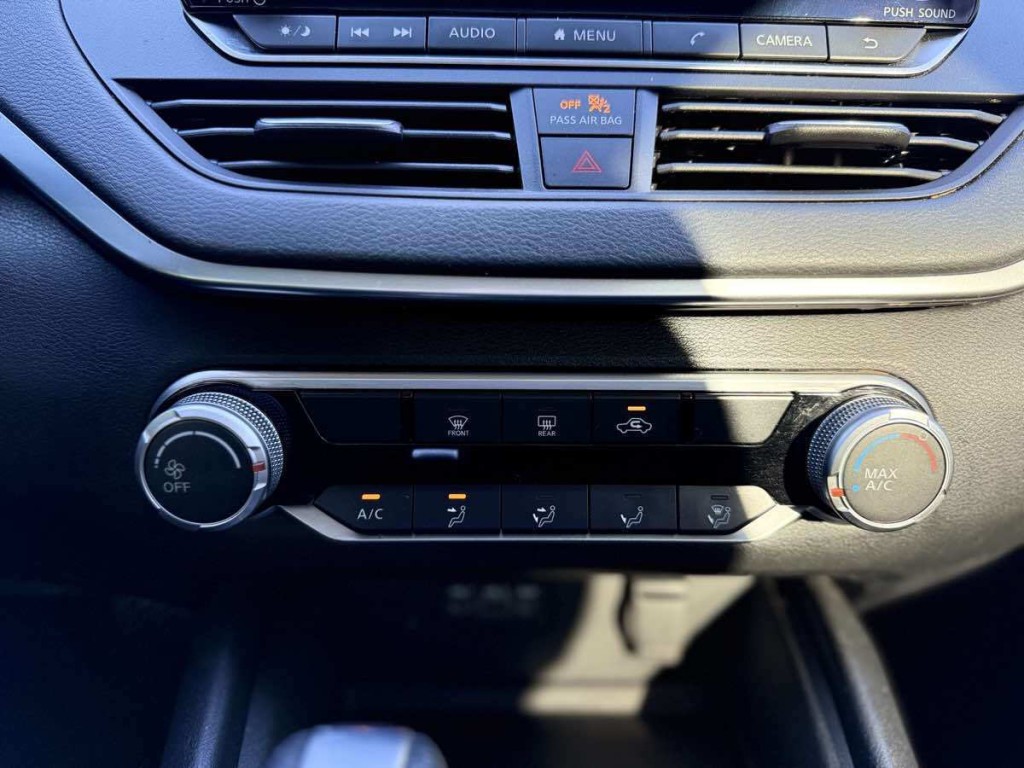 2020 Nissan Altima Image 20