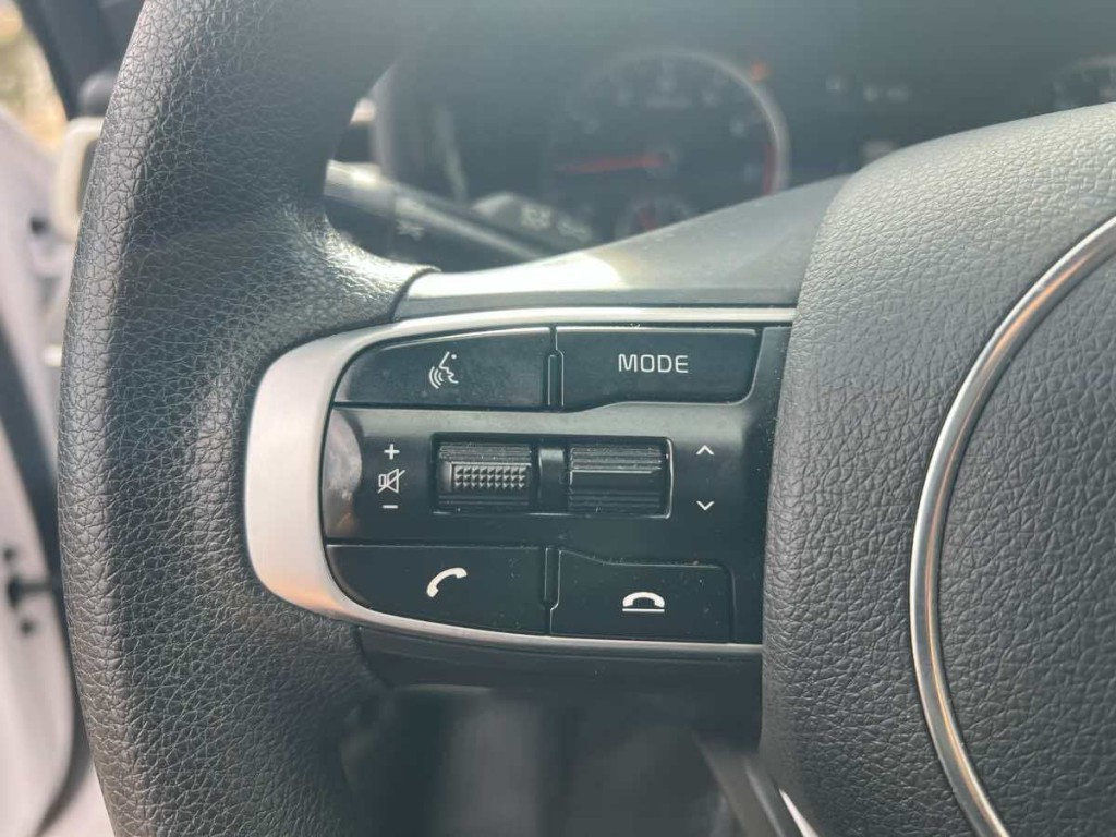 2022 Kia K5 Image 12