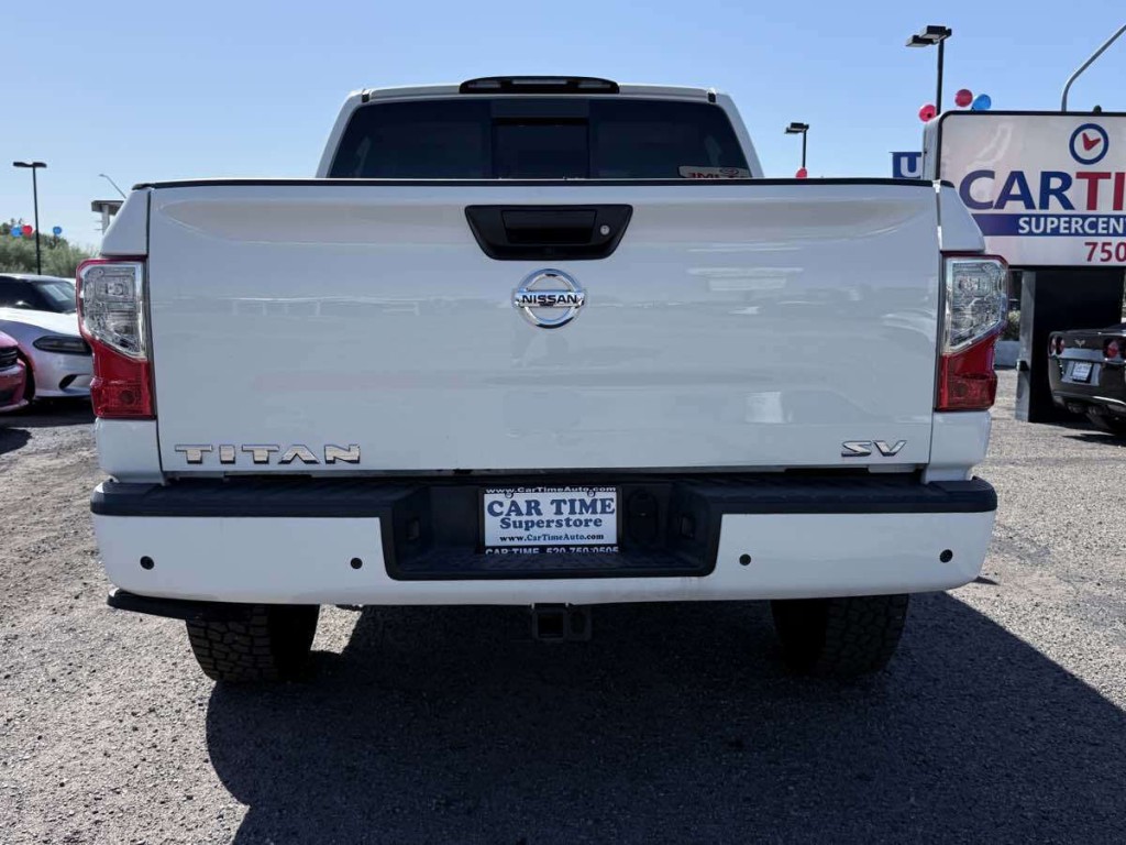 2021 Nissan Titan Image 6