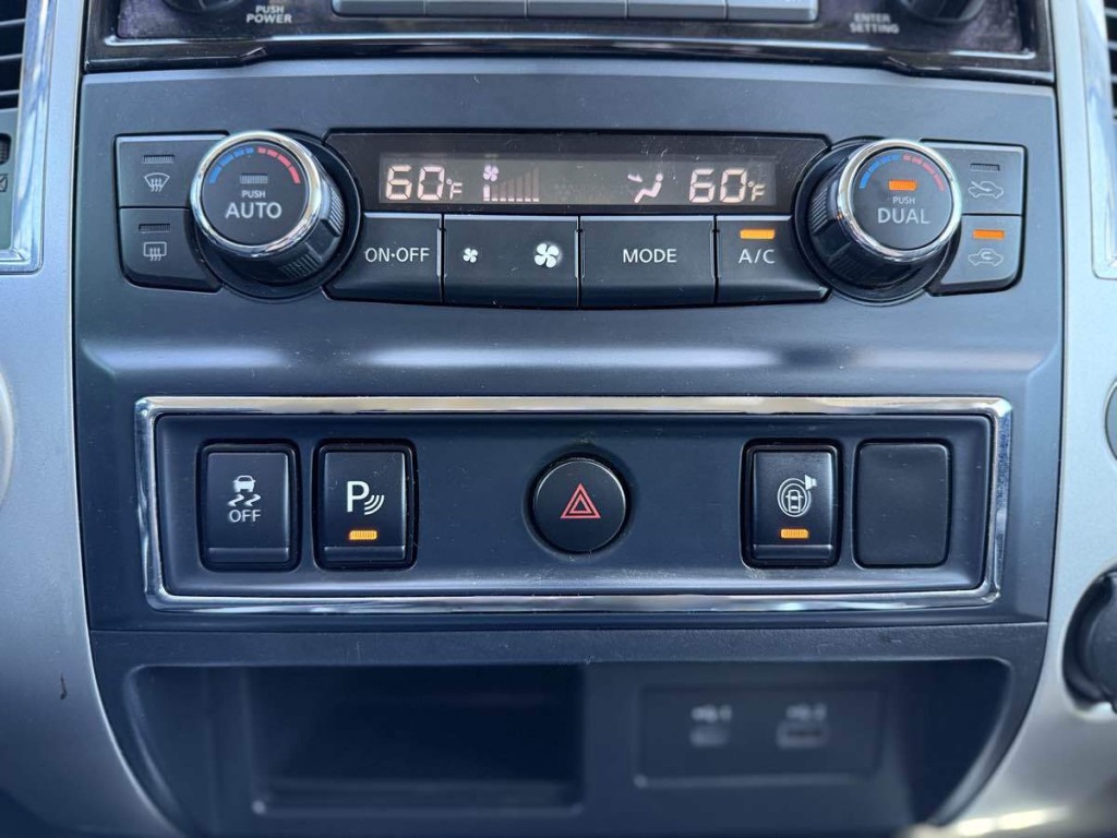 2021 Nissan Titan Image 19