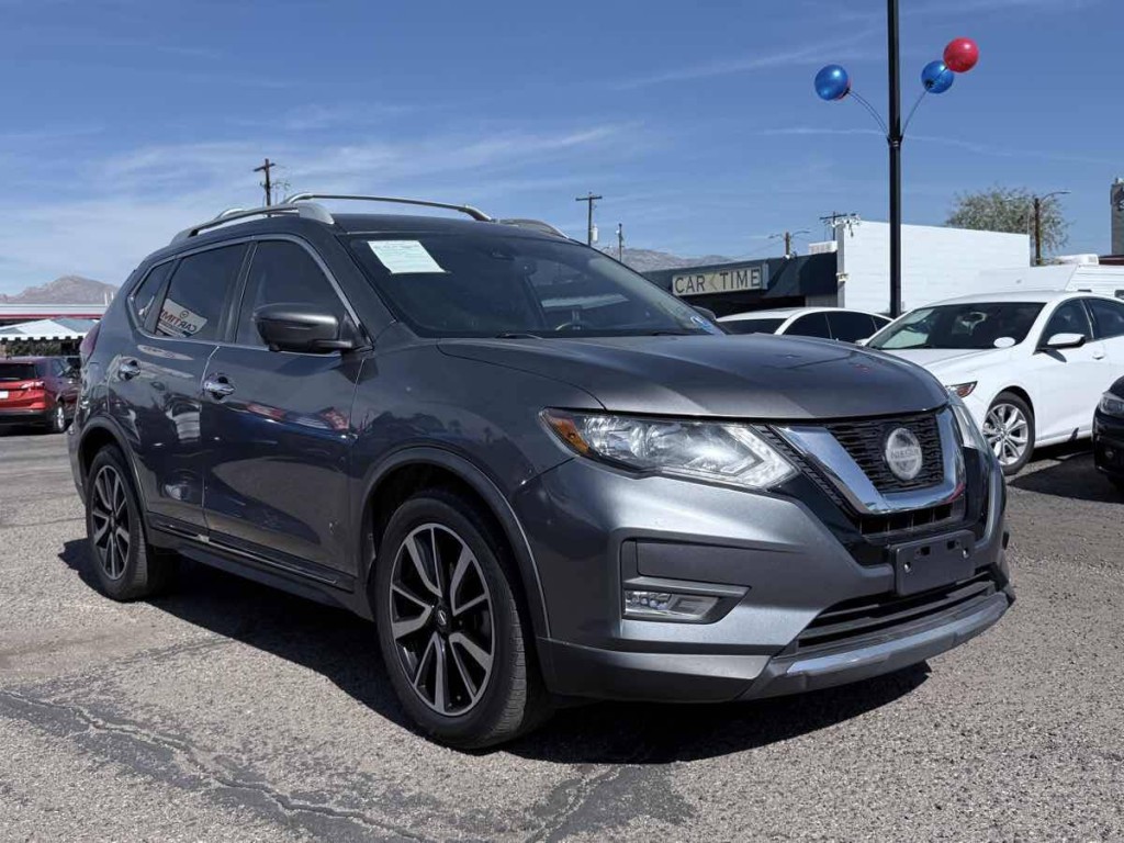 2020 Nissan Rogue Image 2