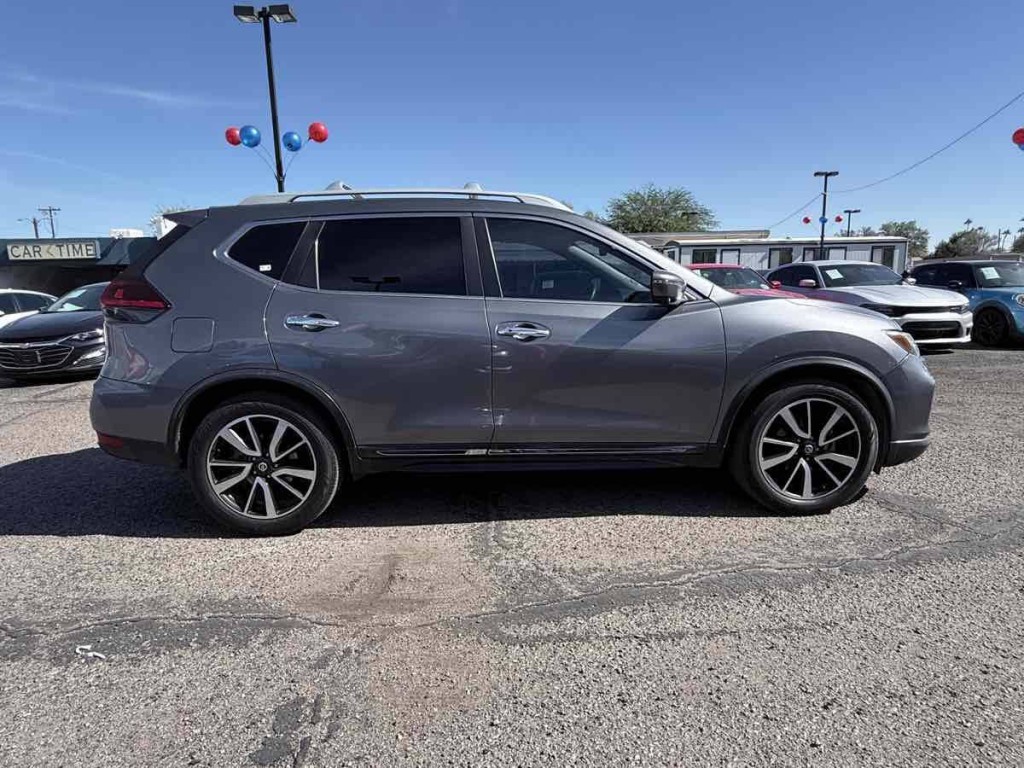 2020 Nissan Rogue Image 8