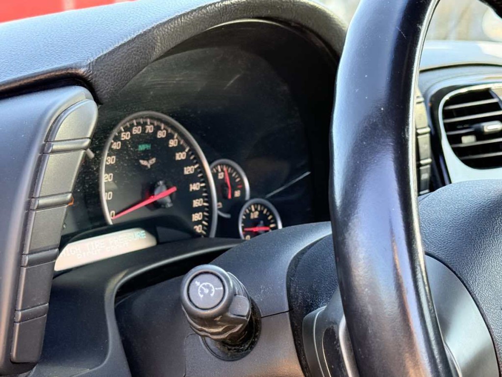 2008 Chevrolet Corvette Image 14