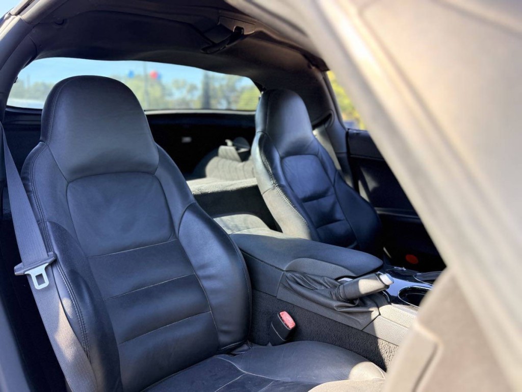 2008 Chevrolet Corvette Image 21