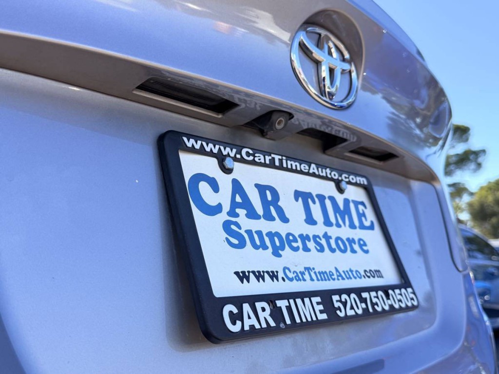 2018 Toyota C-HR Image 9