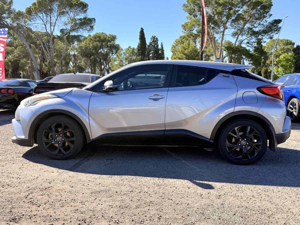2018 Toyota C-HR Image 10