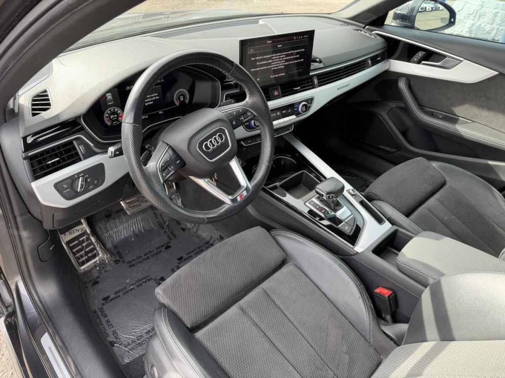 2021 Audi A4 Image 10