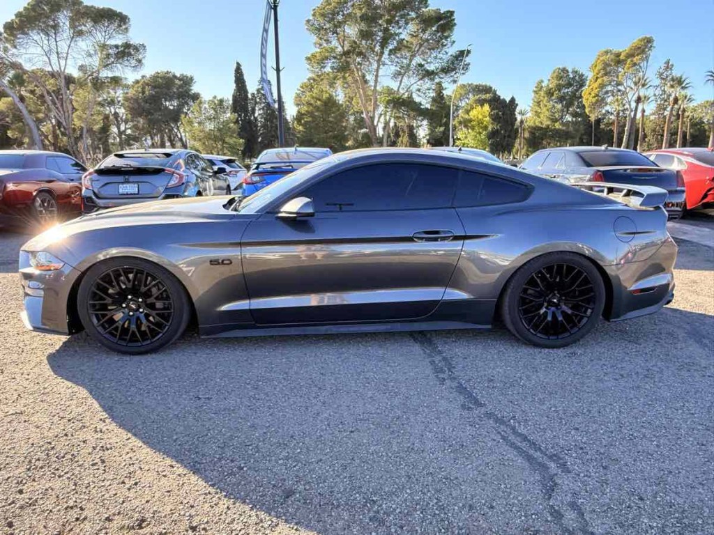2019 Ford Mustang Image 9