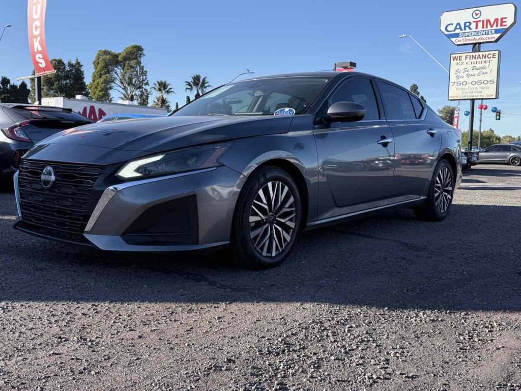 2023 Nissan Altima Image 4