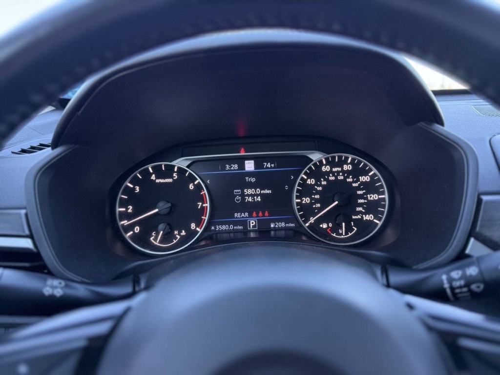 2023 Nissan Altima Image 16