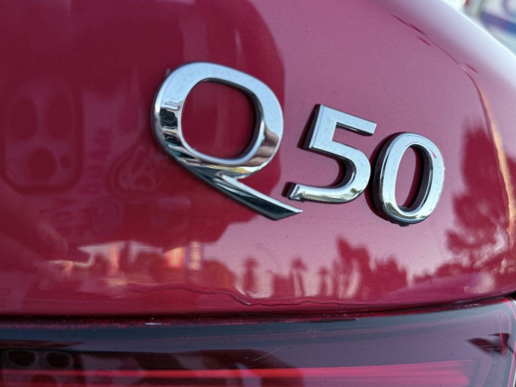 2021 INFINITI Q50 Image 11