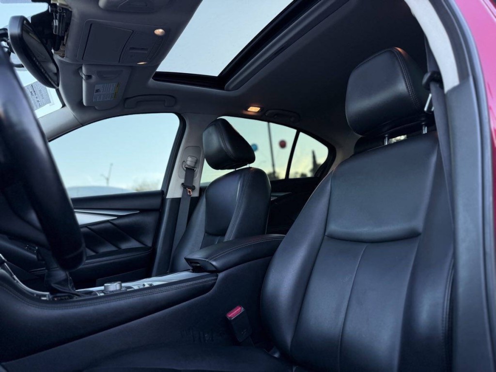 2021 INFINITI Q50 Image 12