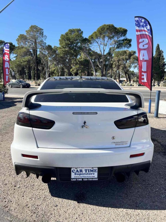 2015 Mitsubishi Lancer Evolution Image 4