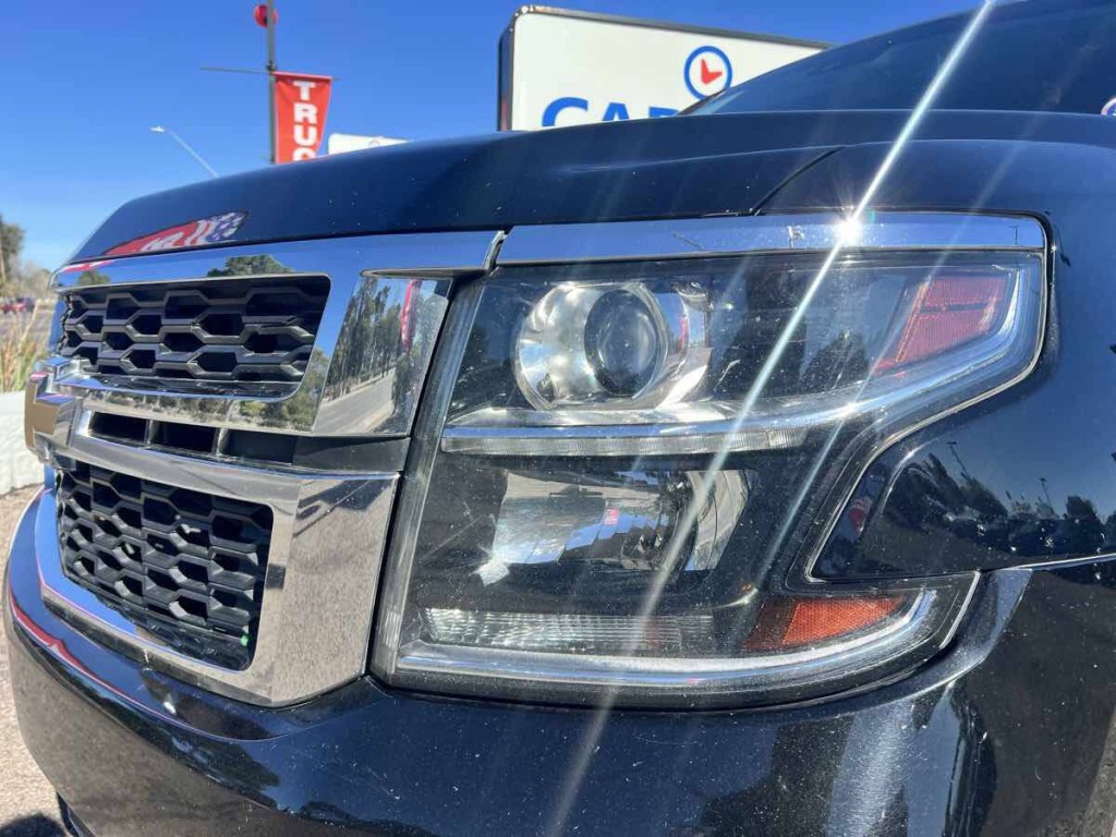 2020 Chevrolet Suburban Image 7