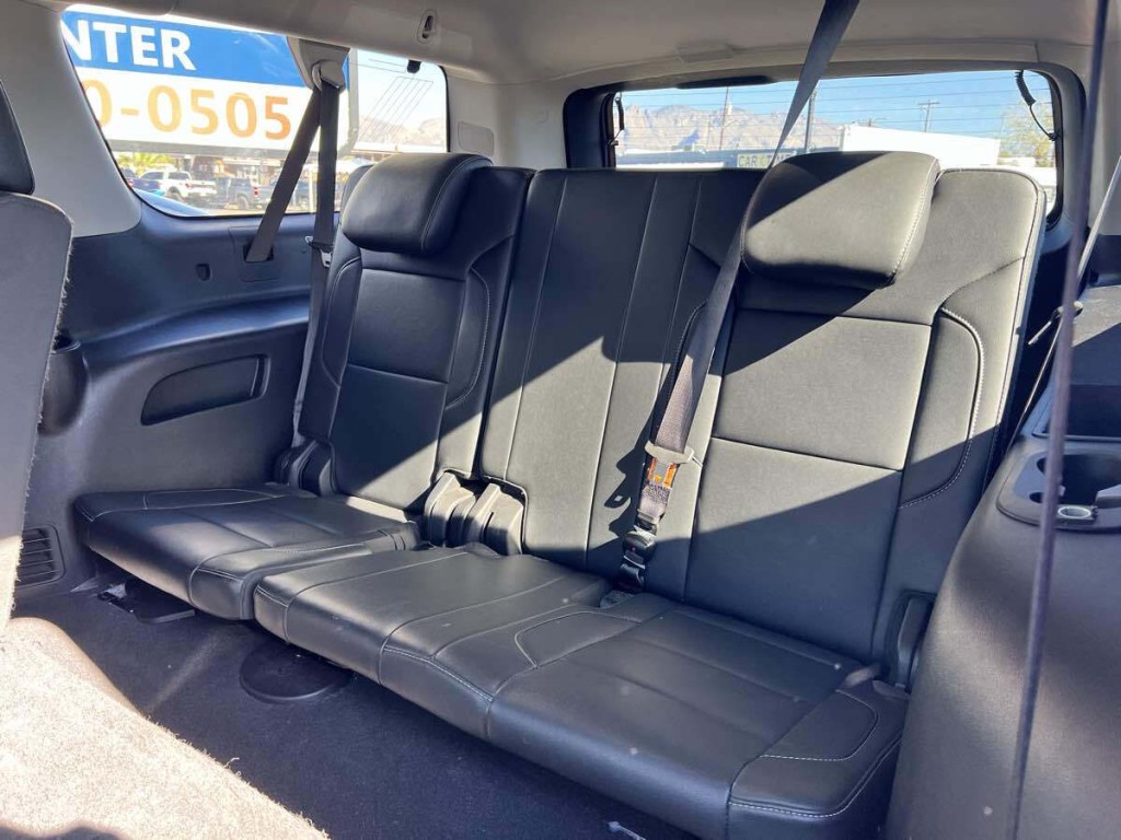 2020 Chevrolet Suburban Image 19