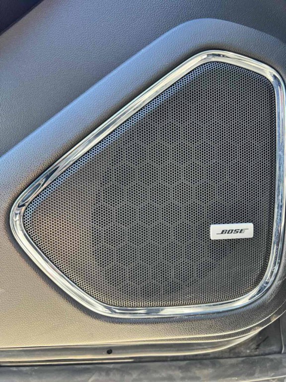 2020 Chevrolet Suburban Image 23