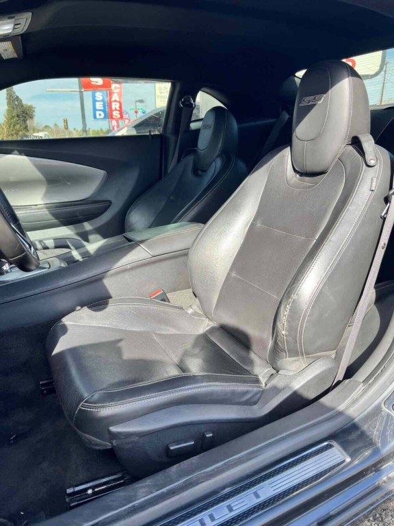 2015 Chevrolet Camaro Image 15