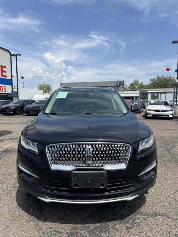 2019 Lincoln MKC Image 2