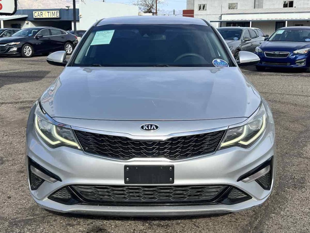2020 Kia Optima Image 2