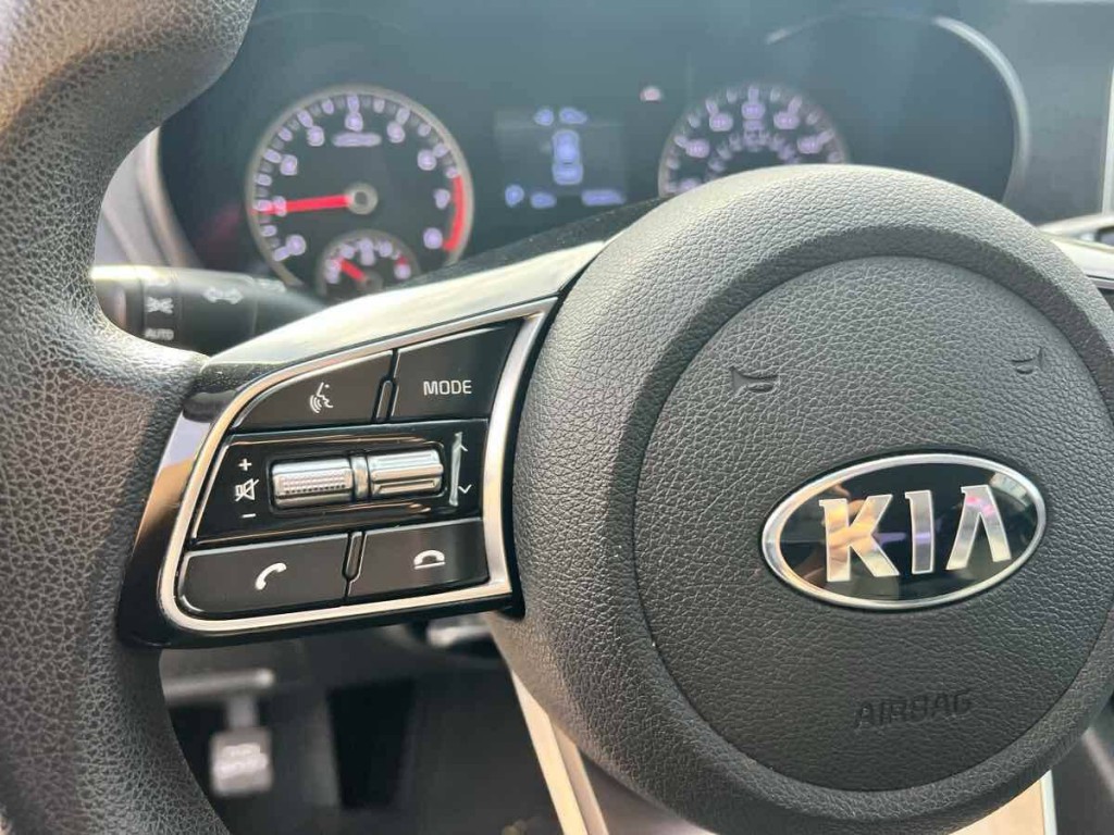 2020 Kia Optima Image 12