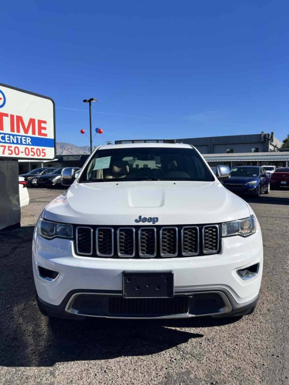 2020 Jeep Grand Cherokee Image 2