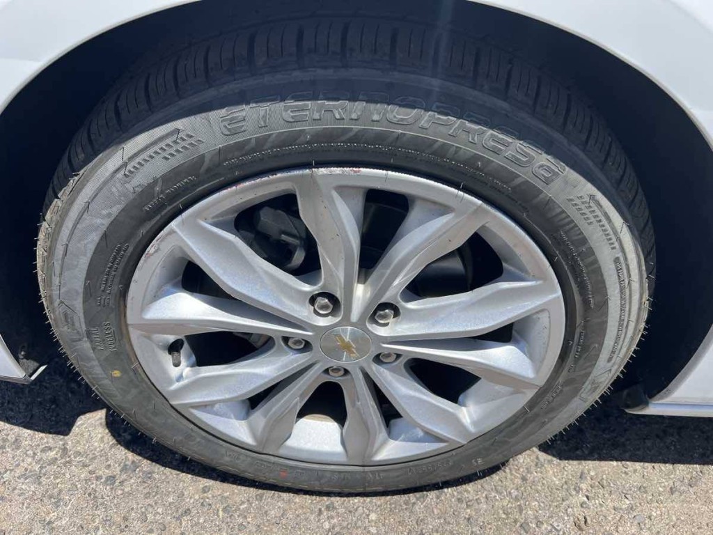 2020 Chevrolet Malibu Image 5