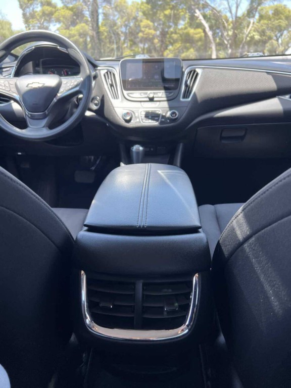 2020 Chevrolet Malibu Image 9