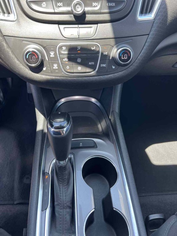 2020 Chevrolet Malibu Image 13