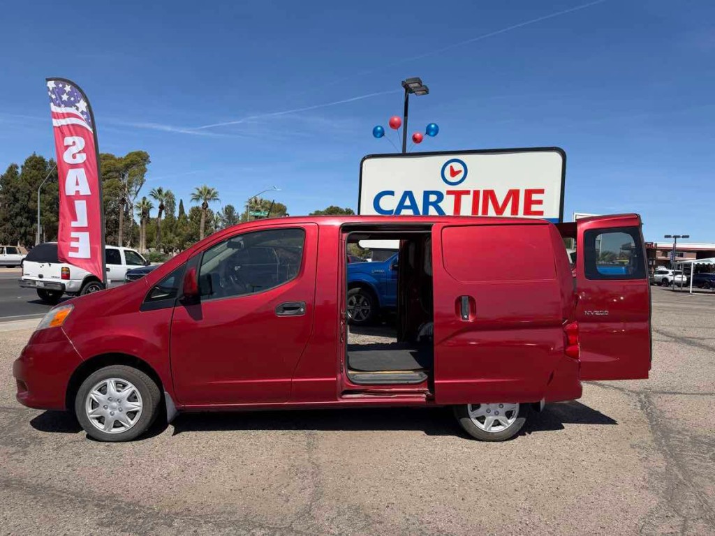 2016 Nissan NV200 Image 5