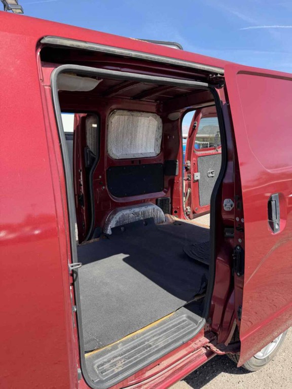 2016 Nissan NV200 Image 6