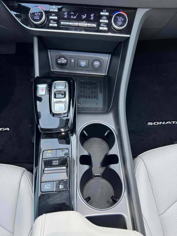2022 Hyundai Sonata Image 16