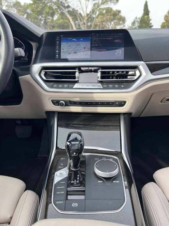 2019 BMW 3 Series Image 15