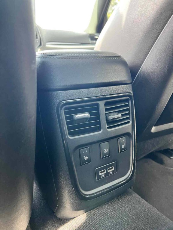 2023 Chrysler 300 Image 19